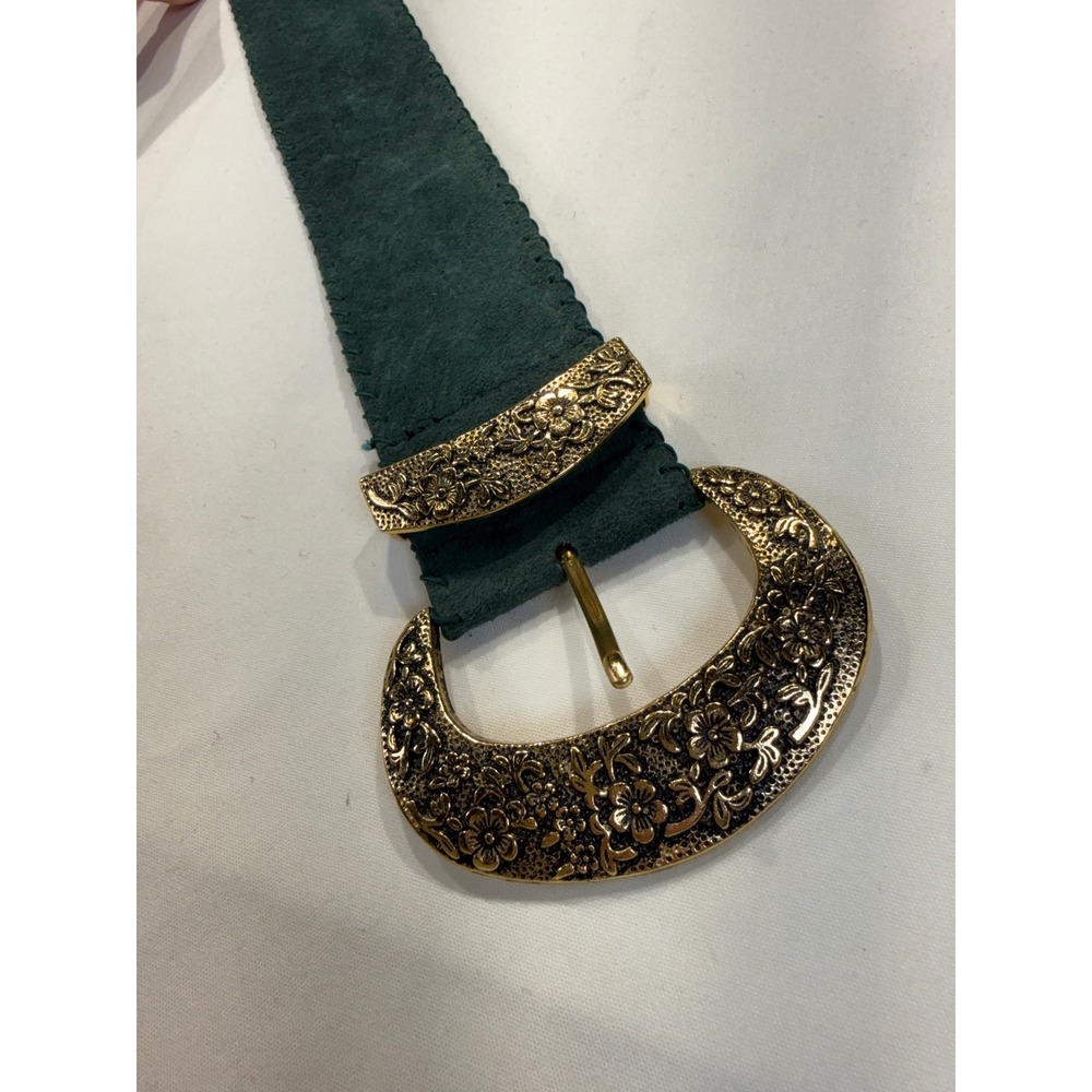 Vintage Express Compagnie Internationale Green Suede Floral Gold Buckle Belt 2in